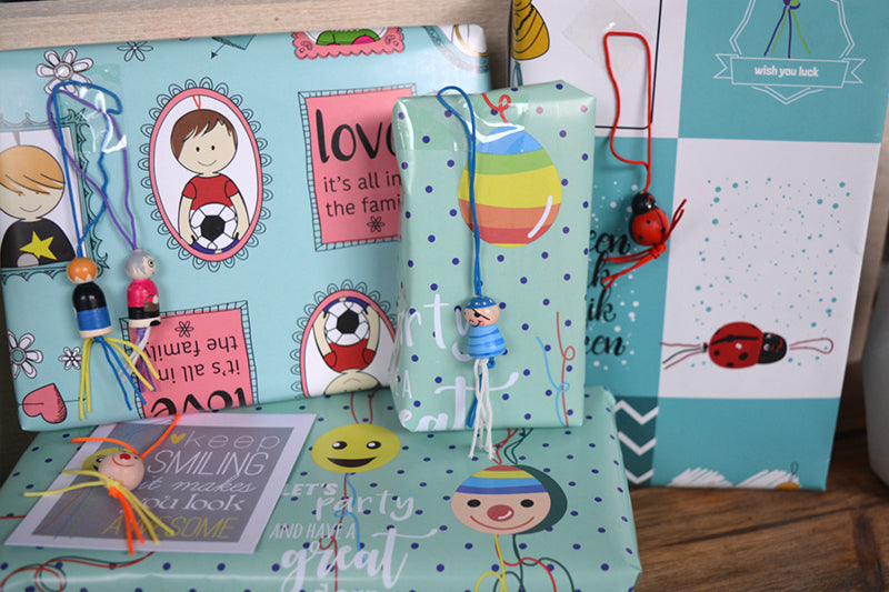 Lucky doll wrapping paper family