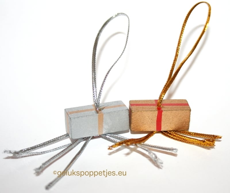 Lucky doll gift gold and silver