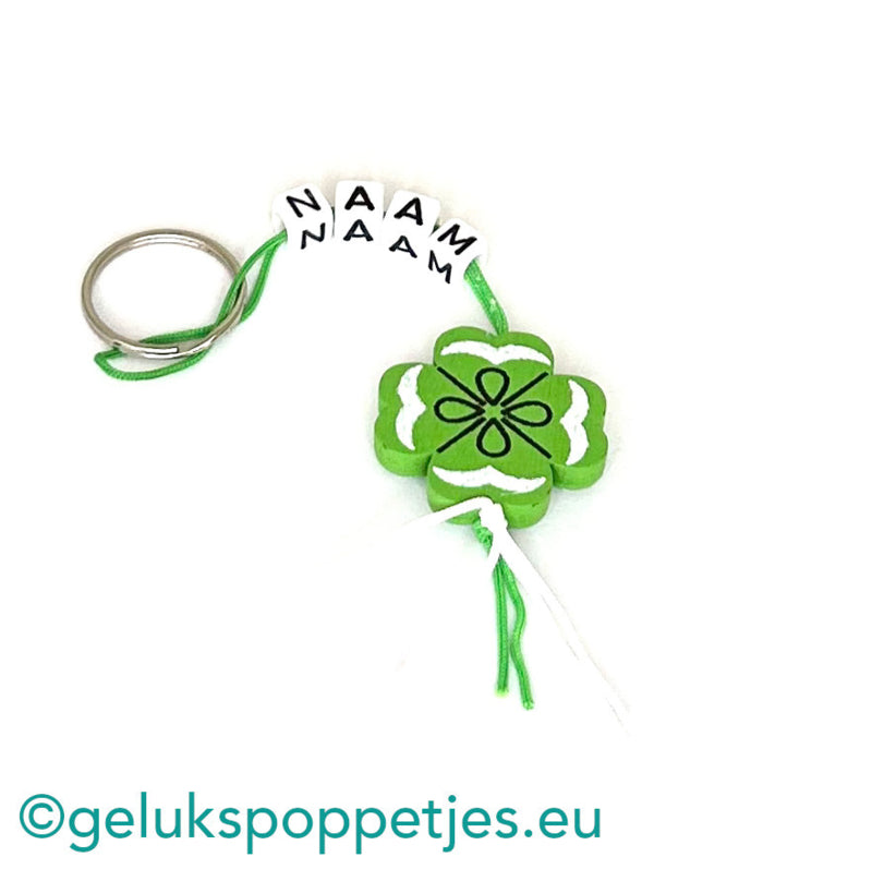 Name keychain with lucky clover
