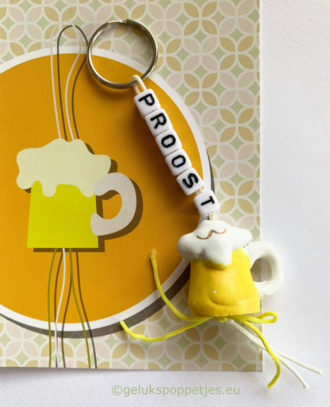 Keyring cheers with lucky charm beer mug