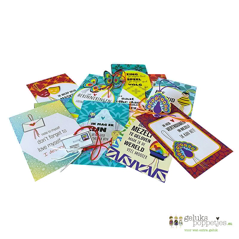 Affirmation cards 10 different ones in a box